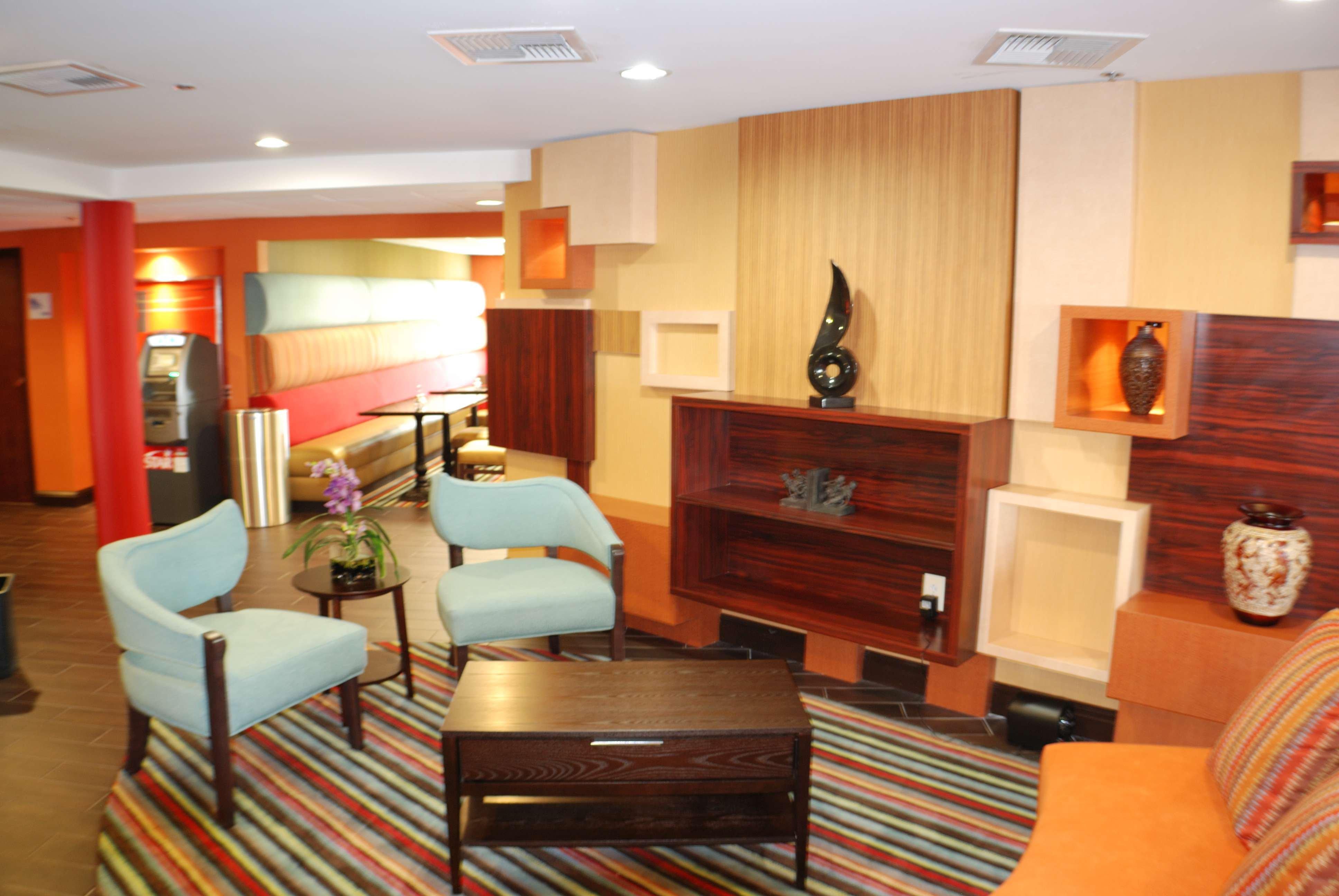Holiday Inn Express Nashville W-I40 By Ihg Exterior foto